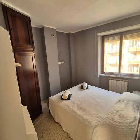 House In Esquilino Colosseum Rzym