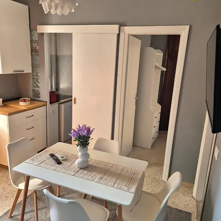 House In Esquilino Colosseum Apartament *